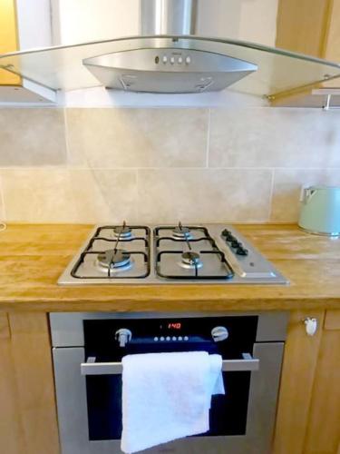 Cozy 4 Bedroom House in Smethwick with 4 bathrooms perfect for contractors and families, Birmingham (fotografie 7)