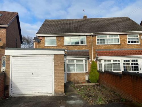 Cozy 4 Bedroom House in Smethwick with 4 bathrooms perfect for contractors and families, Birmingham (fotografie 3)