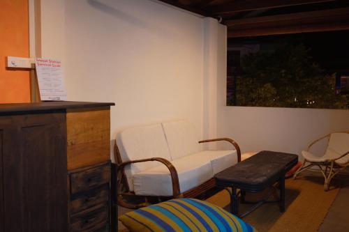 Faciliteiten, Snooze Station by Sydney Galle in Galle