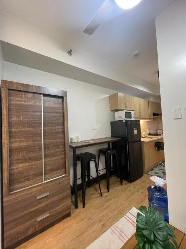 1 BR Condo with balcony in Verdon Parc Trevans 512, Davao (foto 4)