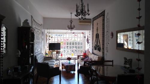 Juramento 1300 COMPARTIDO solo Mujeres