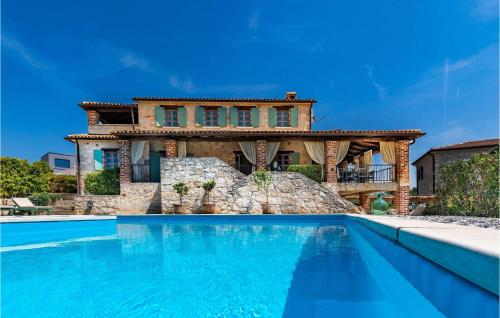 Villa Amyra