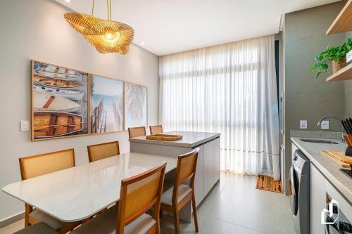 Apartamento exclusivo com 02 Suítes, 30m da praia (Apartamento exclusivo com 02 Suites, 30m da praia) in บอมบิญาส