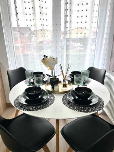 Rainbow Apartments, Floreşti