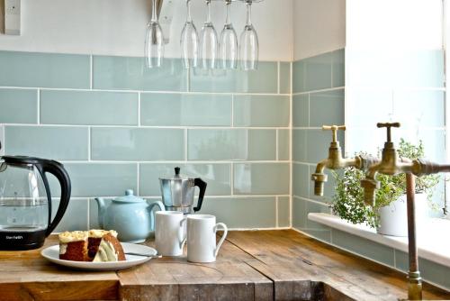 Konyha, Birdcage Cottage, Kingsand in Cawsand