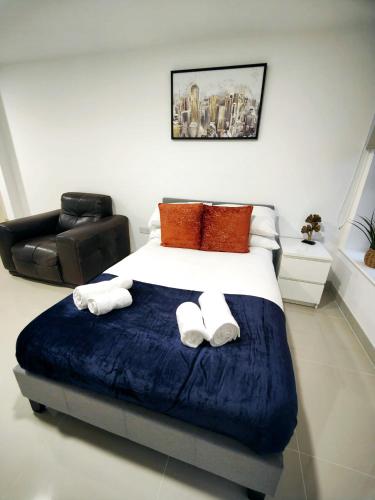 Luxurious 3 bed Ensuites & kitchenettes Nr LGI Hospital & Uni - Free 5G WIFI & Netflix Short Stays - Contractors Free Parking, Leeds (zdjęcie 9)