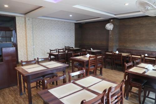 Ristorante, Hotel Embassy in Dibrugarh