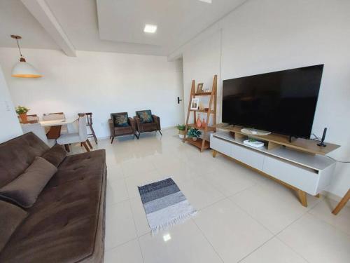 Lindo e Amplo apartamento
