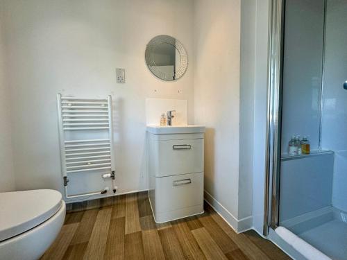 PS APARTMENTS - image 3