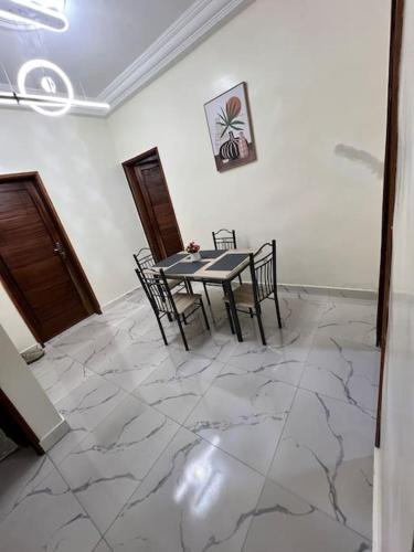 Appartement T3 Moderne et Équipé (Appartement T3 Moderne et Equipe) in Guediawaye