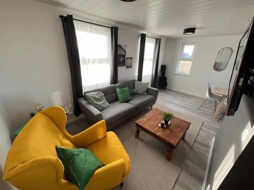 Közös társalgó / TV, Luk House in Gardur