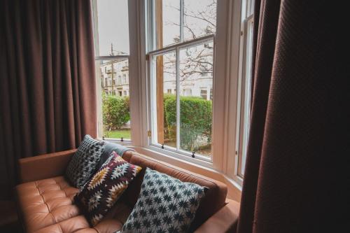 Stunning 3 Bed Flat in the Heart of the West End, Glasgow (zdjęcie 5)
