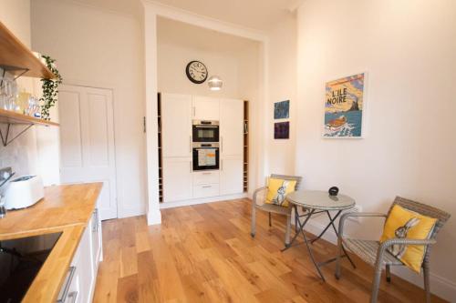 Stunning 3 Bed Flat in the Heart of the West End, Glasgow (zdjęcie 10)