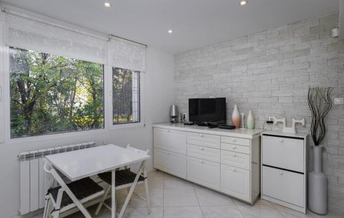 Bright & Cozy 1BD Apartment with Balcony close to South Park by Flat Mаnager, Sofia (Foto 8)