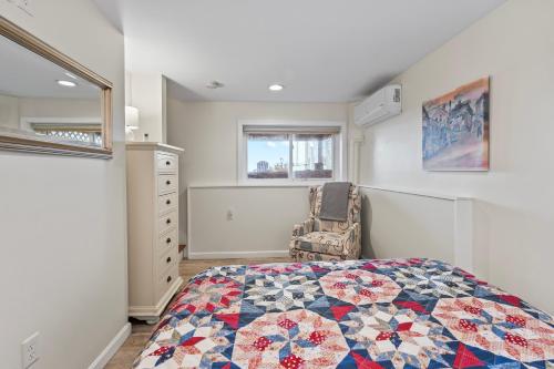 Perkins Cove Oceanfront Cottage Perkins Cove Oceanfront Cottage