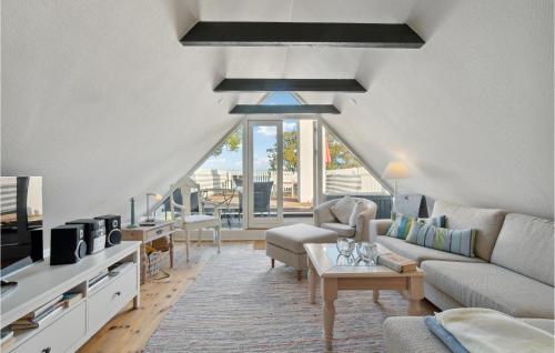  Stunning Apartment In Svaneke in Svaneke