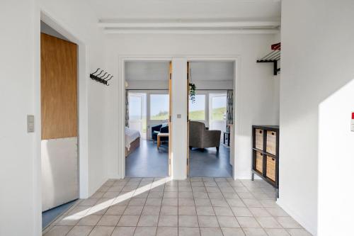 Oceanfront Apartment 12C 2 Bedrooms Free Parking Oceanfront Apartment 12C 2 Bedrooms Free Parking