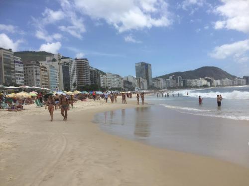 Copacabana Rio de Janeiro a 80 metros da praia - image 4