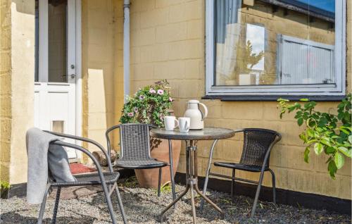  Lovely Home In Bandholm With Kitchen in Bandholm