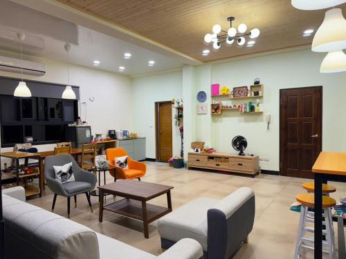 Facilities, 散步的喵 in Jinning