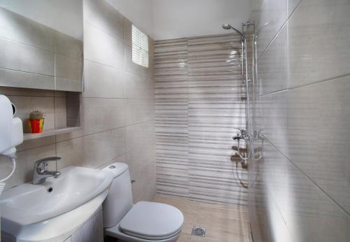Faros Rooms & Suites - image 4