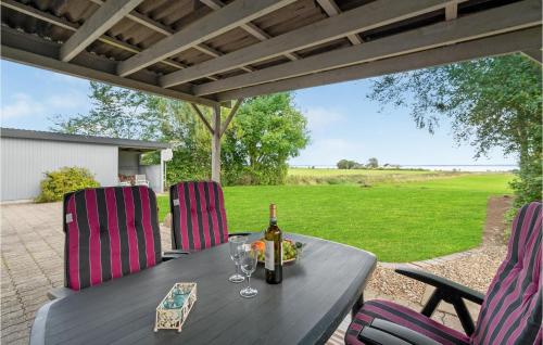  1 Bedroom Beautiful Home In Roslev in Roslev