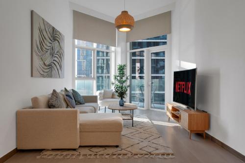2BR Luxury Retreat - Stunning Canal and Sea View, Dubaï (photo 8)