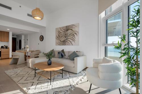 2BR Luxury Retreat - Stunning Canal and Sea View, Dubaï (photo 10)