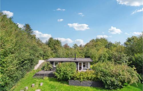  Gorgeous Home In Ølsted With Wifi in Ølsted