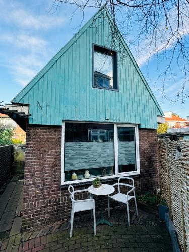 Exterior view, Hello Noordwijk - Tiny House Dahliastraat 60 in Noordwijk