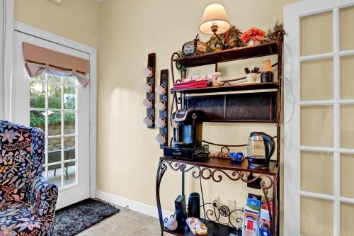 Hill House Bed and Breakfast Hill House Bed and Breakfast