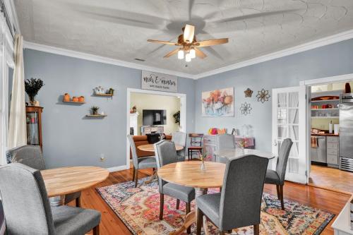 Hill House Bed and Breakfast Hill House Bed and Breakfast