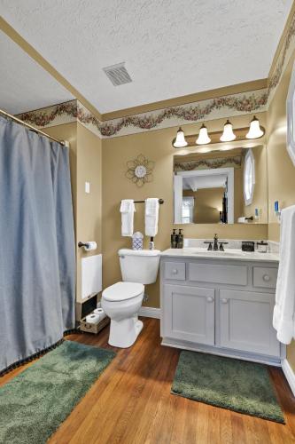 Hill House Bed and Breakfast Hill House Bed and Breakfast