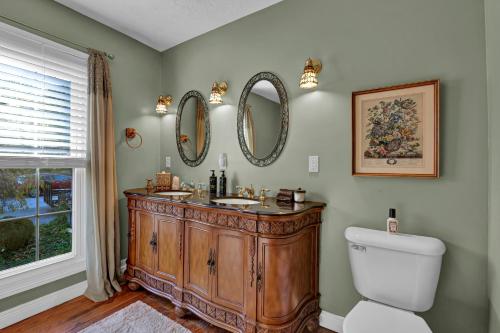 Hill House Bed and Breakfast Hill House Bed and Breakfast