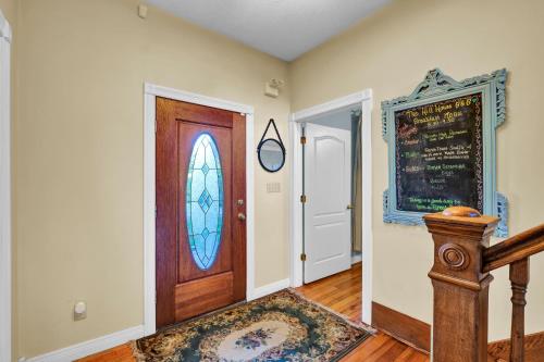 Hill House Bed and Breakfast Hill House Bed and Breakfast