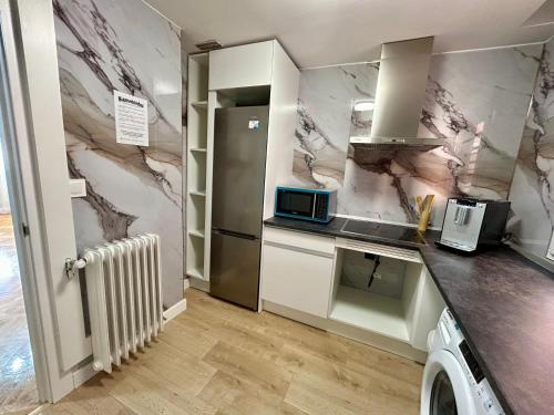 주방, Rooms Cuenca in 쿠엔카 시티 센터