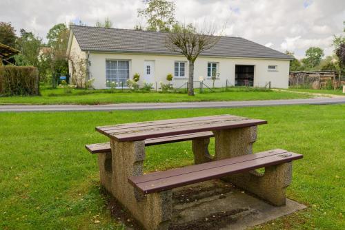 Maison plain pied gîte à louer Maubert-Fontaine