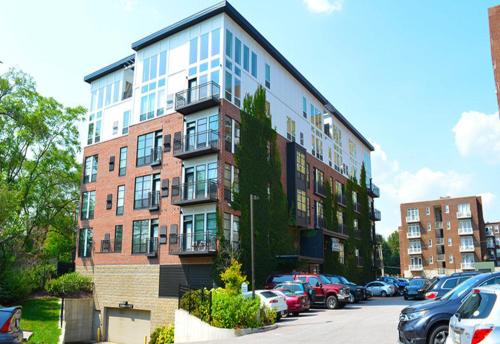 275 on the Park - Senate Apartments by Barsala in Saint Louis, USA