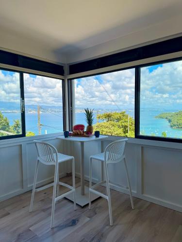 La villa Azur classée 3 étoiles Moderne et Confortable à deux pas de la plage de l Anse à l Ane Trois Îlets - Services Petit Dej sur demande - Location saisonnière - Les Trois-Îlets