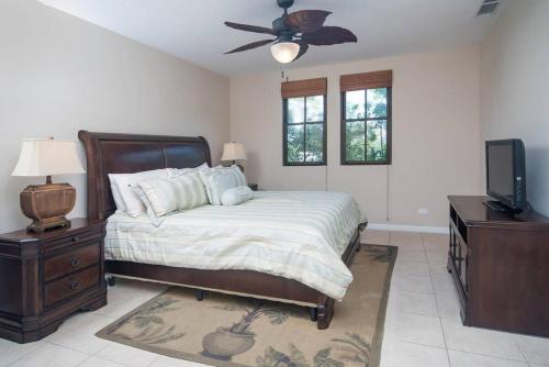 Dazzling End Unit in Coco with Lots of Windows and Light Sleeps 8, Coco (foto 10)