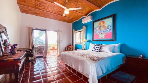 Beachside - Casa Sirena 1BR Suite in Rincon de Guayabitos, Mexico
