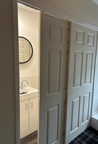 The Rhu Inn The Rhu Inn