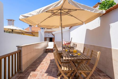 Host Wise - Spacious Duplex House - Jacuzzi & Terrace, Porto