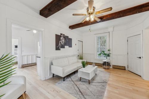Chic Downtown Retreat Furnished 2-Bedroom with Trail Access & Outdoor Oasis in Easthampton, USA