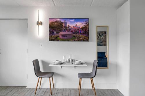 Warm Studio 8 min to Disney w Pool and Free Parking in Kissimmee, USA