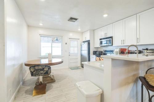 458 Cozy West Palm Home in West Palm Beach, USA