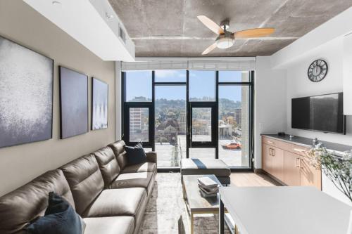 Urban Retreat 2BR Near UAB in Birmingham, USA