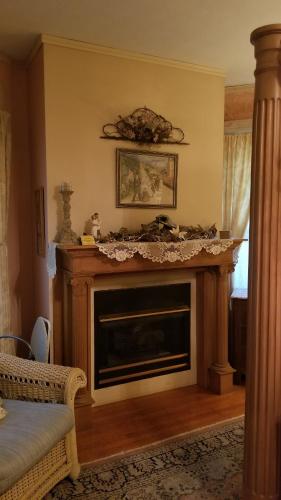 Double Room with Spa Bath image 2