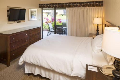 Beautiful Two Bedroom Condo with Access to Resort Amenities in Palm Harbor, USA