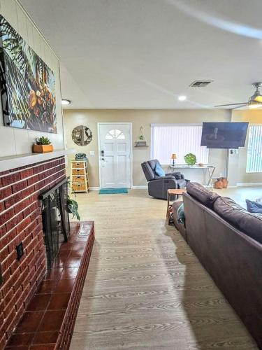Serene, Cozy, Lakefront home in Winter Haven, USA